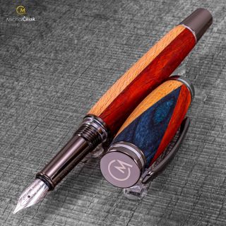 Konečně! Česko!! V mé dílně vznikla kolekce per inspirovaná českou vlajkou – v barvách bílé (buk), červené (padouk) a...