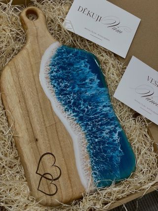 Další z vašich nápadů… #giftwithlove #servingboard #kitchen